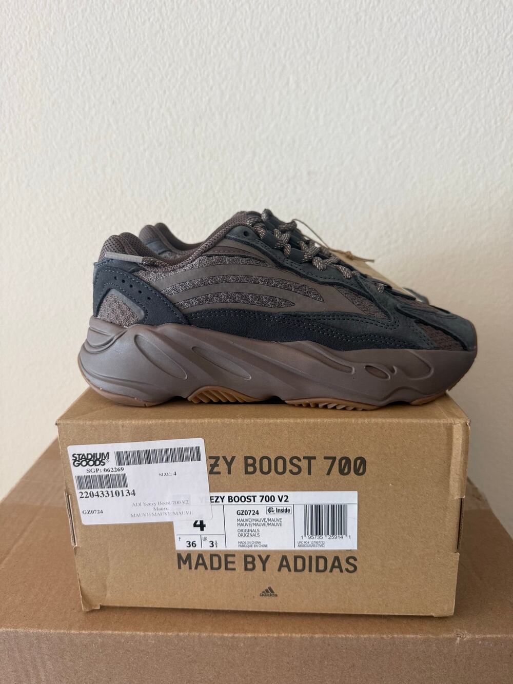 Adidas Yeezy Boost 700 V2 Mauve Men’s Size 4